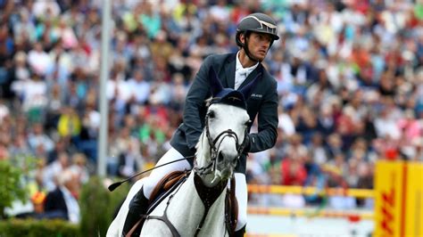 WATCH: Gregory Wathelet wins 2017 Rolex Grand Prix in 